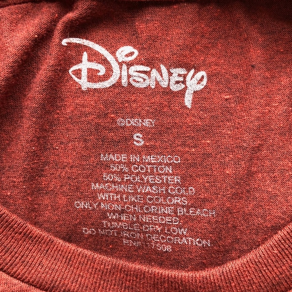 Disney Mickey and Pluto Red TShirt Size Small - Picture 4 of 4